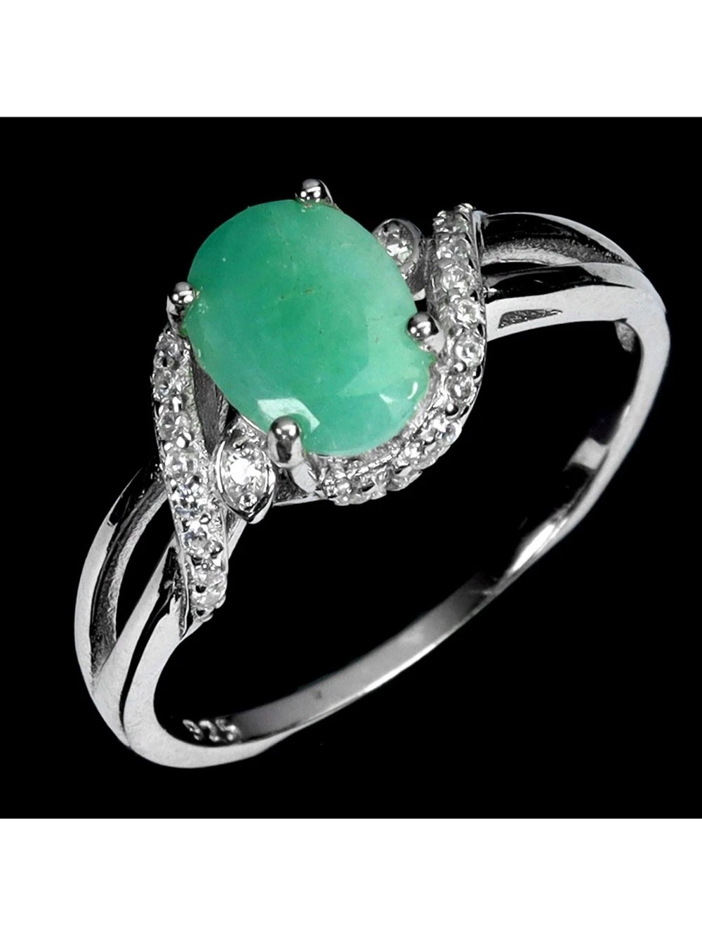 925 Sterling Silver Genuine Emerald 1.25CT Oval cut w/ zircon accent Ring